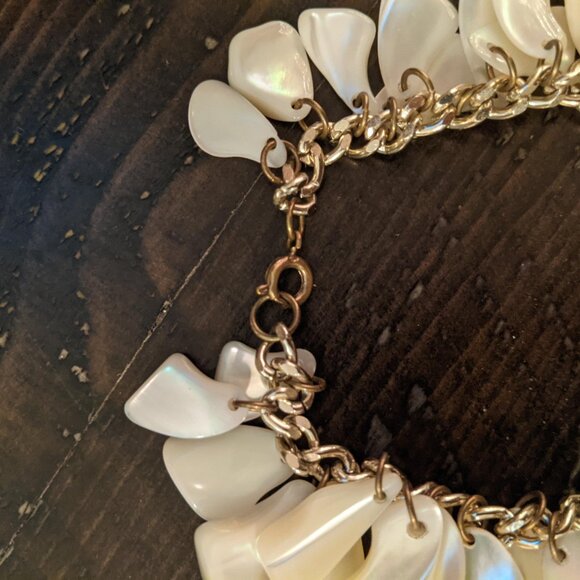 Mother of Pearl Shell Charm Bracelet Chunky Chain Coastal Glam Gold Tone Boho - Picture 3 of 5